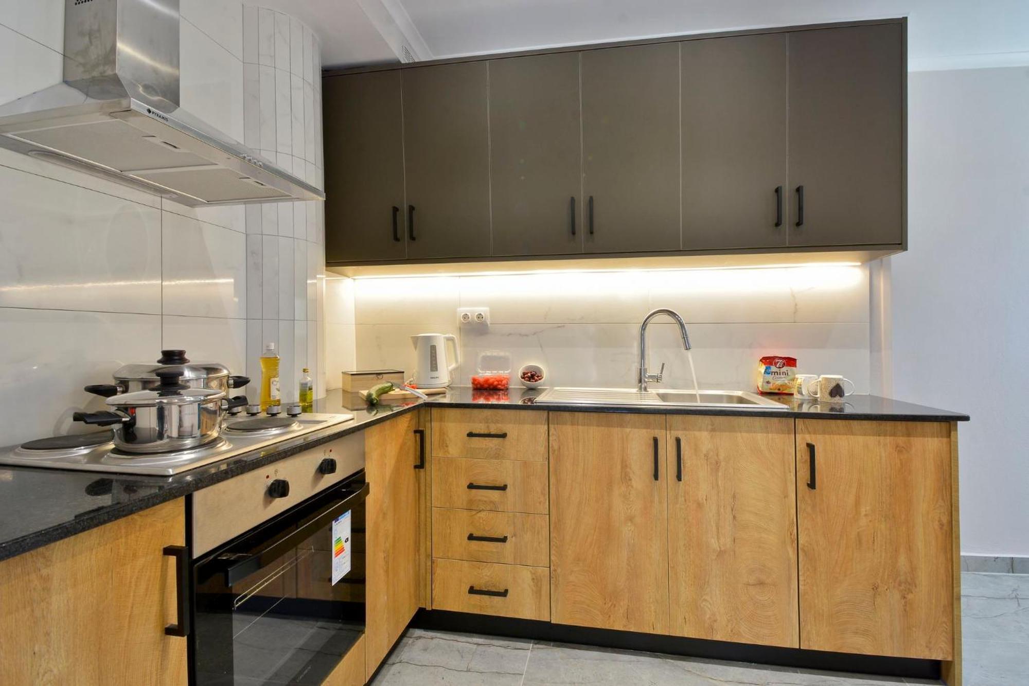 Appartement Rhea Complex *