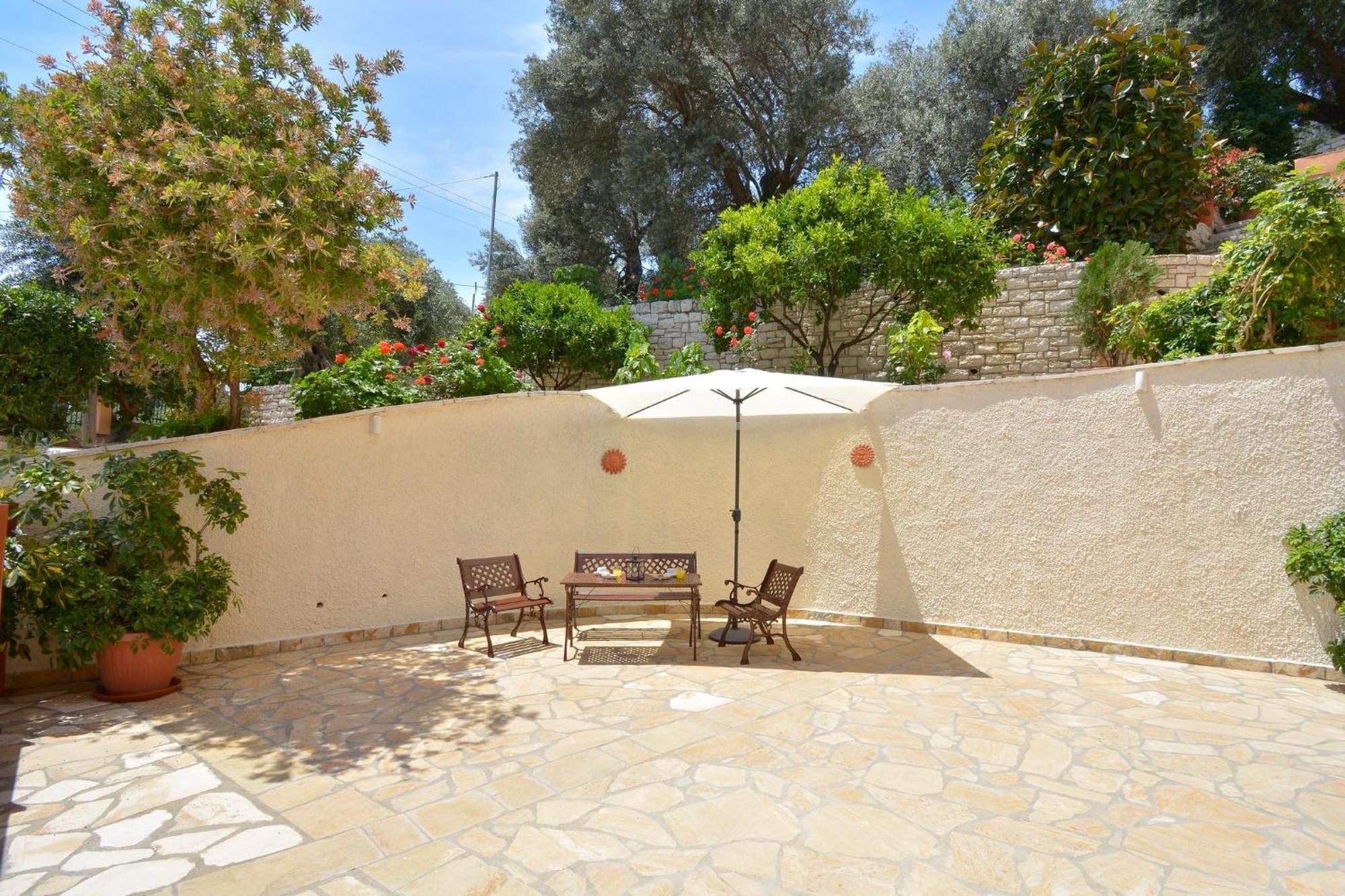Appartement Rhea Complex *