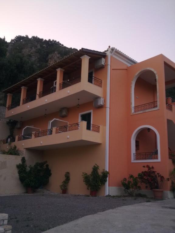 Rhea Complex Appartement *
